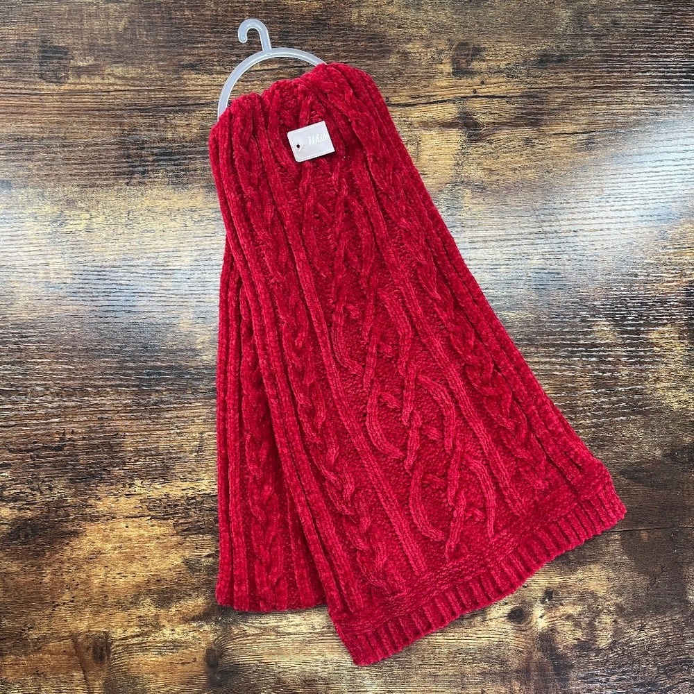 White Mountain Red Chenille Cable Knit Scarf Soft Winter OSFM NWT